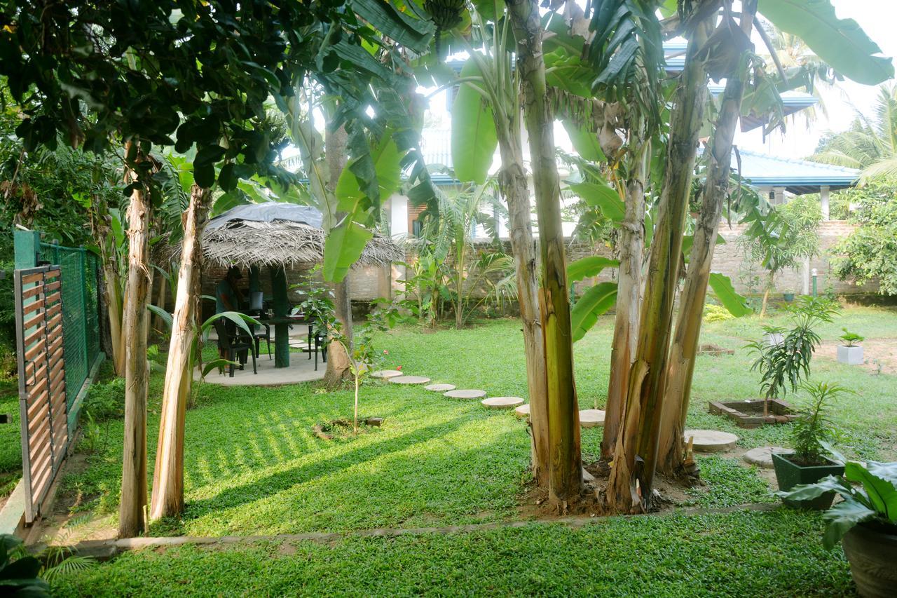 فيلا Waterway Garden بولاناروفاي المظهر الخارجي الصورة